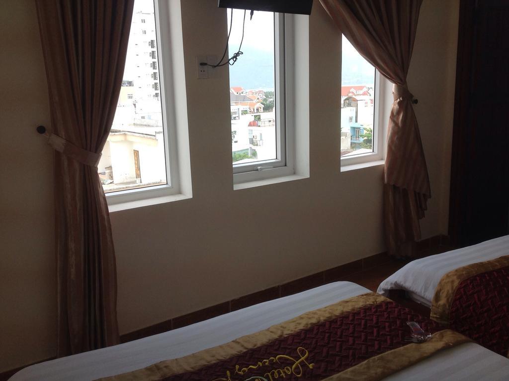 Hung Phat Hotel Дананг Номер фото